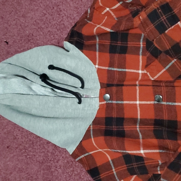 Top - Picture 2 of 3